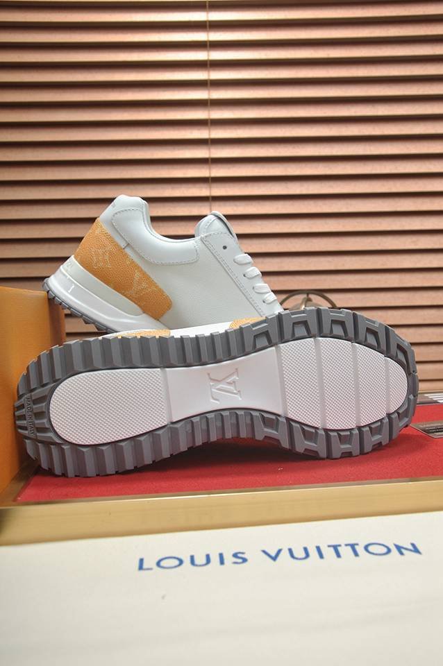 Louis Vuitton LOUIS VUITTON Sneakers Colorway 24 1133380-24