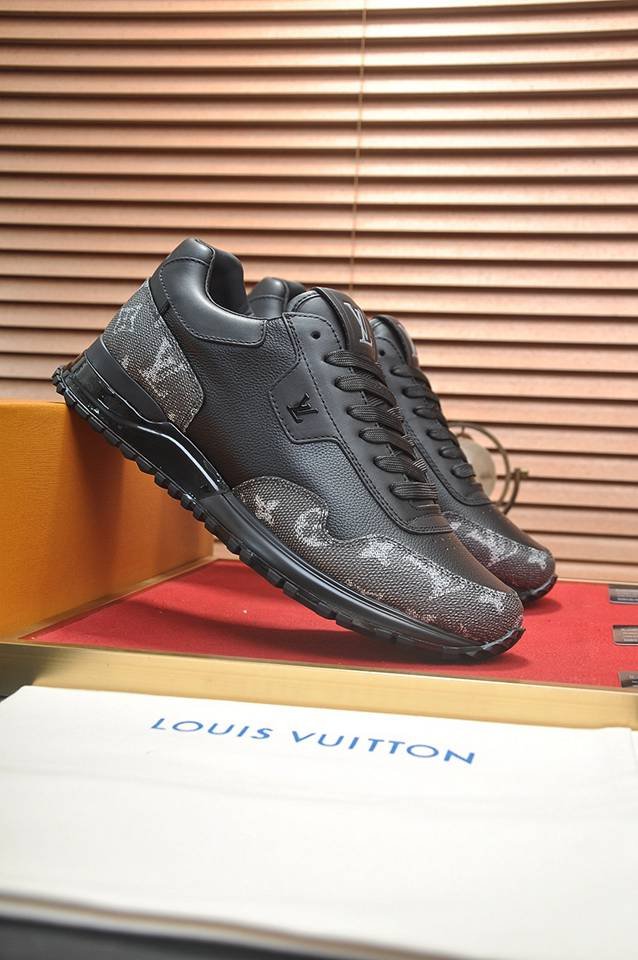 Louis Vuitton LOUIS VUITTON Sneakers Colorway 22 1133380-22