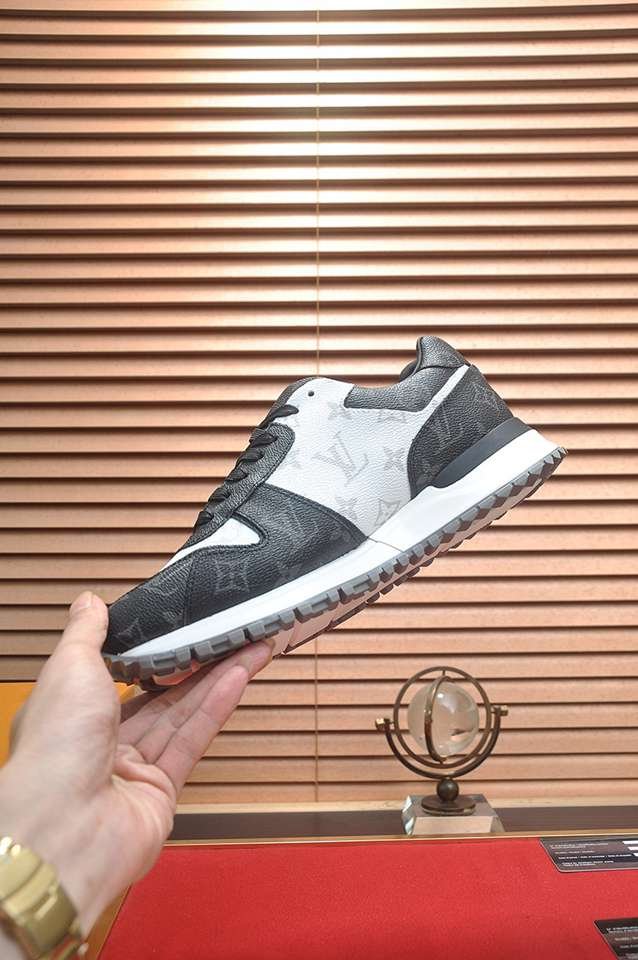 Louis Vuitton LOUIS VUITTON Sneakers Colorway 20 1133380-20