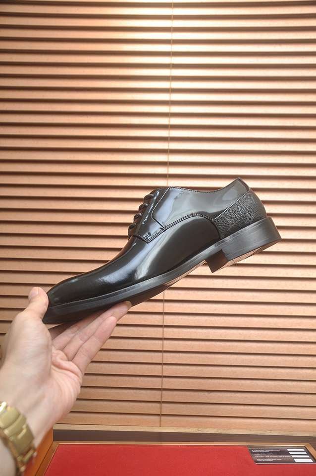 Louis Vuitton LV Sneakers Colorway 27 1133280-27