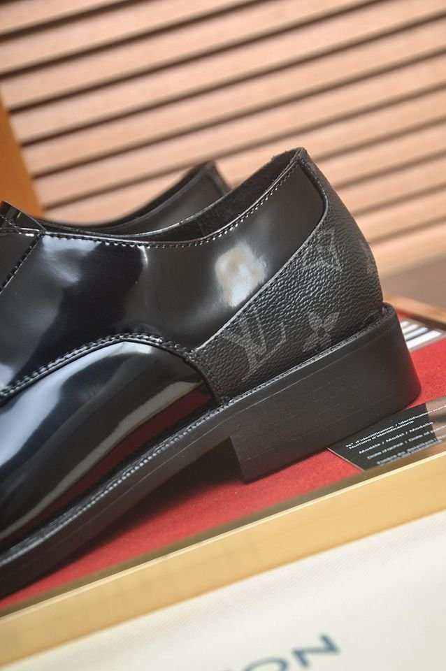 Louis Vuitton LV Sneakers Colorway 27 1133280-27