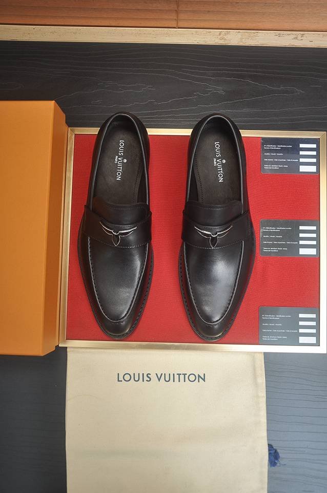 Louis Vuitton LV Sneakers Colorway 22 1133280-22