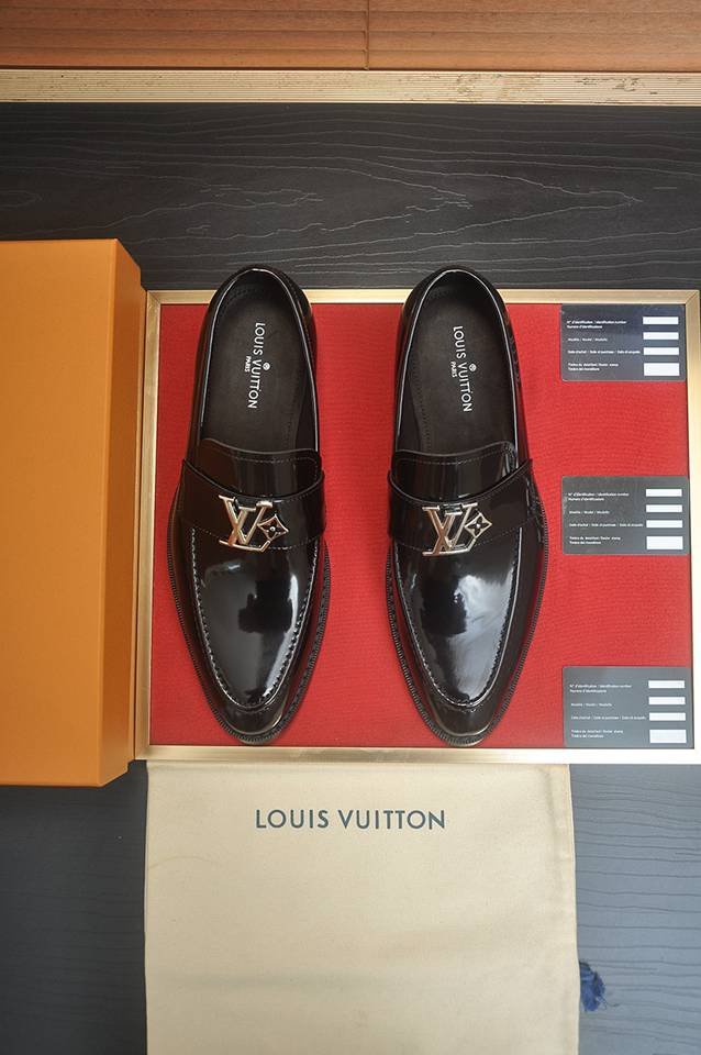 Louis Vuitton LV Sneakers Colorway 21 1133280-21
