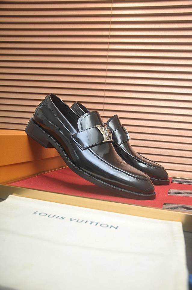 Louis Vuitton LV Sneakers Colorway 21 1133280-21