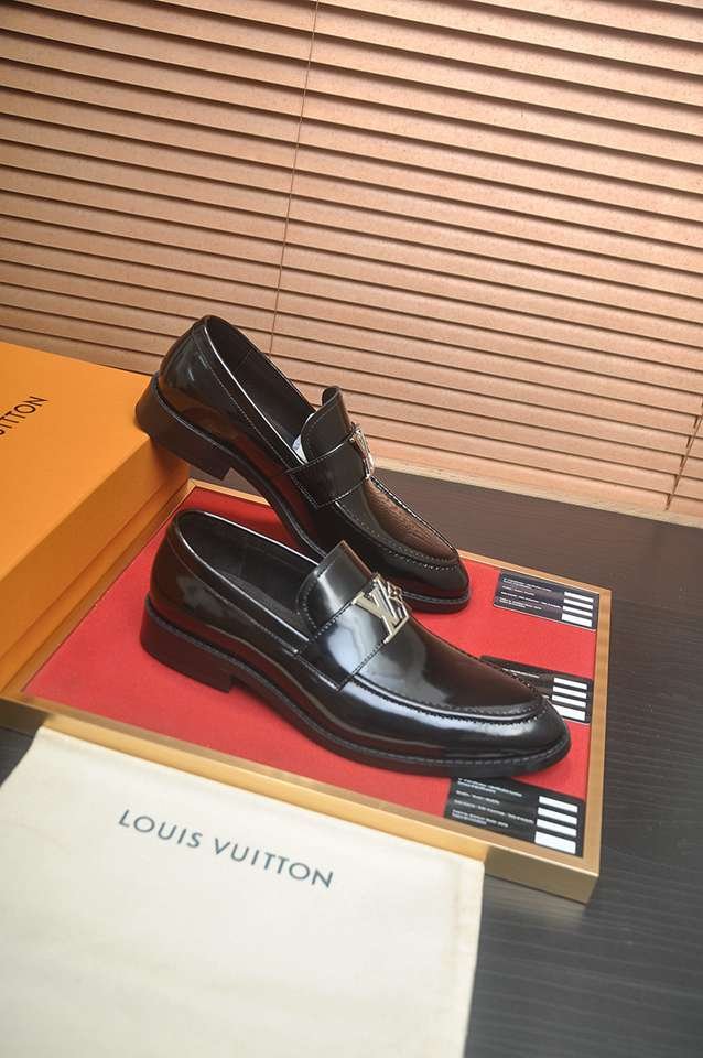 Louis Vuitton LV Sneakers Colorway 21 1133280-21