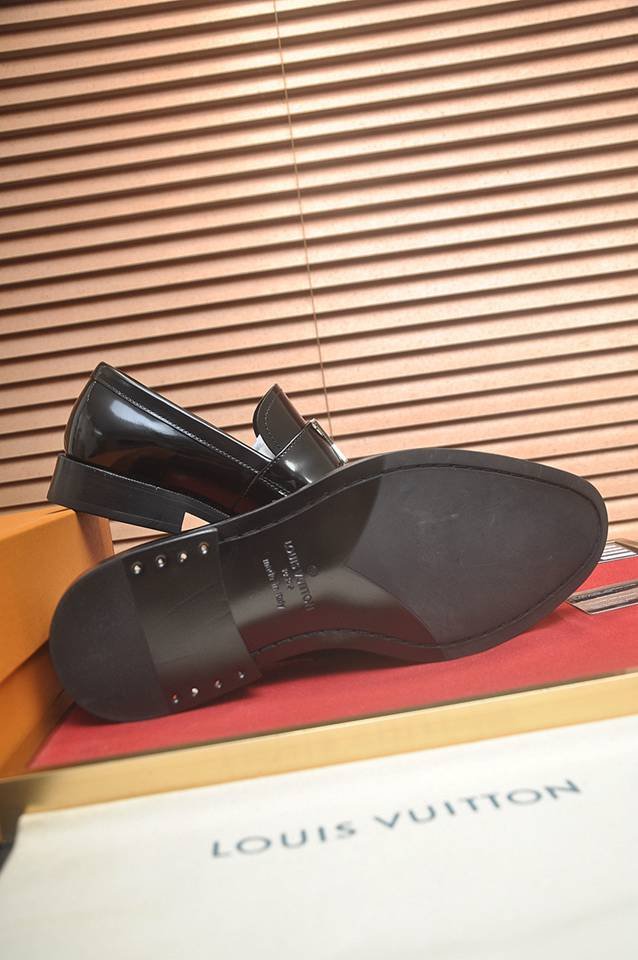 Louis Vuitton LV Sneakers Colorway 21 1133280-21