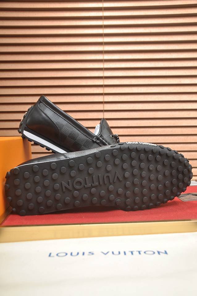 Louis Vuitton LOUIS VUITTON Sneakers Colorway 4 1133350-4