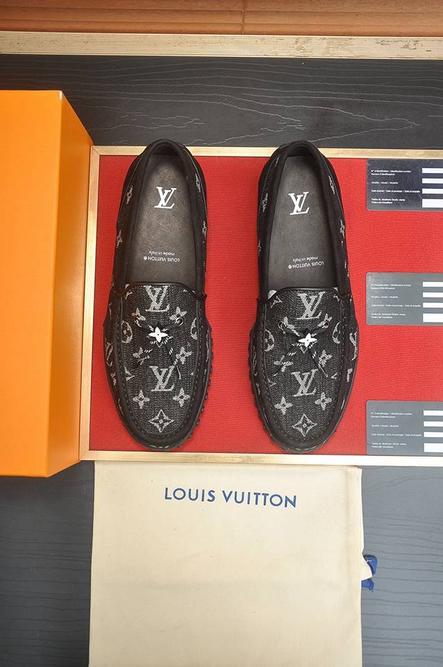 Louis Vuitton LOUIS VUITTON Sneakers Colorway 3 1133350-3