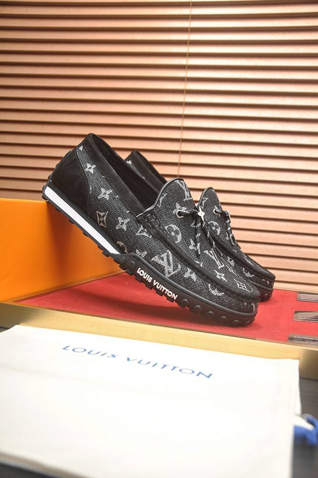Louis Vuitton LOUIS VUITTON Sneakers Colorway 3 1133350-3