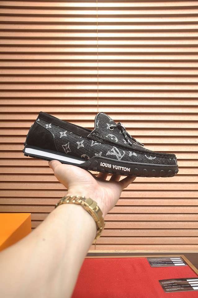 Louis Vuitton LOUIS VUITTON Sneakers Colorway 3 1133350-3