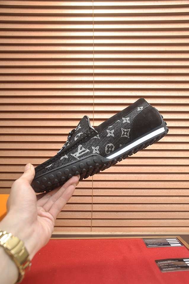 Louis Vuitton LOUIS VUITTON Sneakers Colorway 3 1133350-3