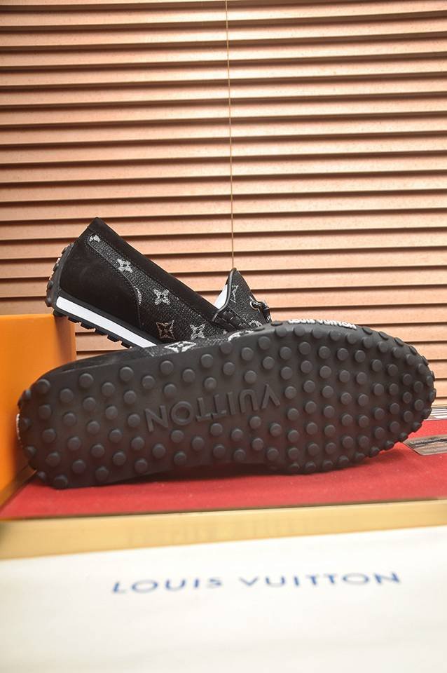 Louis Vuitton LOUIS VUITTON Sneakers Colorway 3 1133350-3