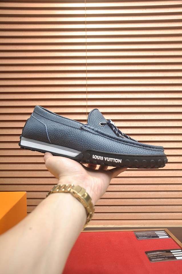 Louis Vuitton LOUIS VUITTON Sneakers Colorway 1 1133350-1