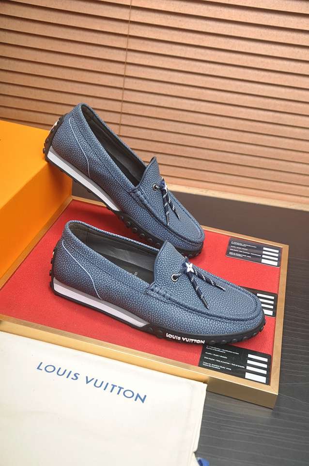 Louis Vuitton LOUIS VUITTON Sneakers Colorway 1 1133350-1