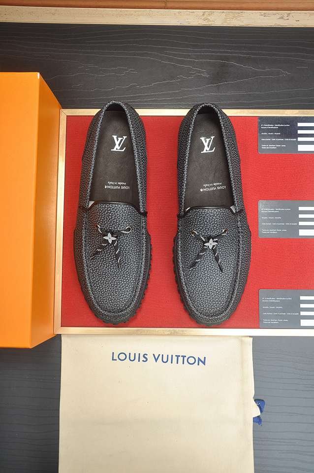 Louis Vuitton LOUIS VUITTON Sneakers 1133350