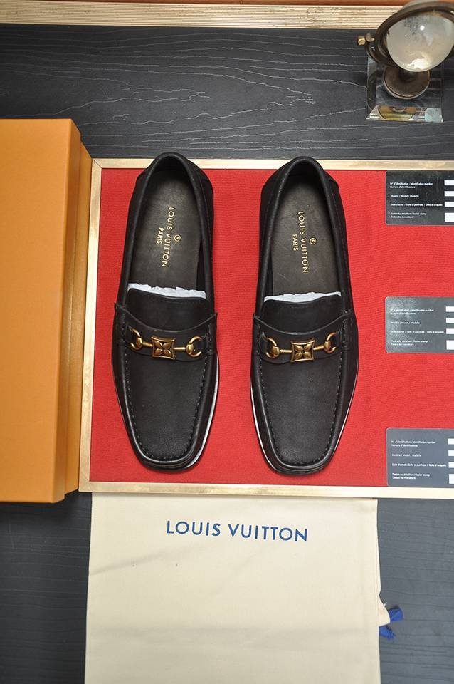 Louis Vuitton LV Sneakers Colorway 18 1133280-18