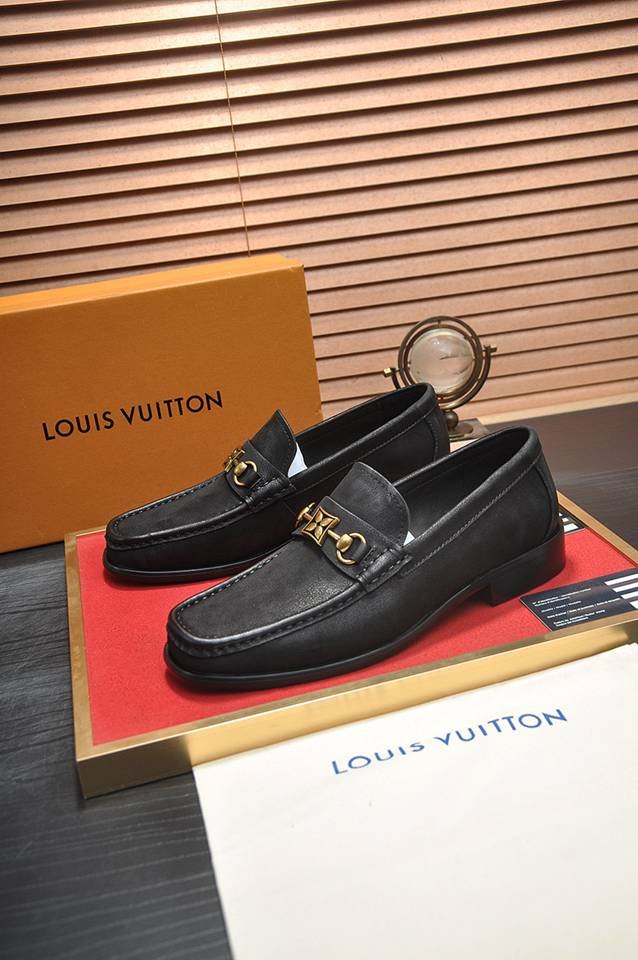 Louis Vuitton LV Sneakers Colorway 18 1133280-18