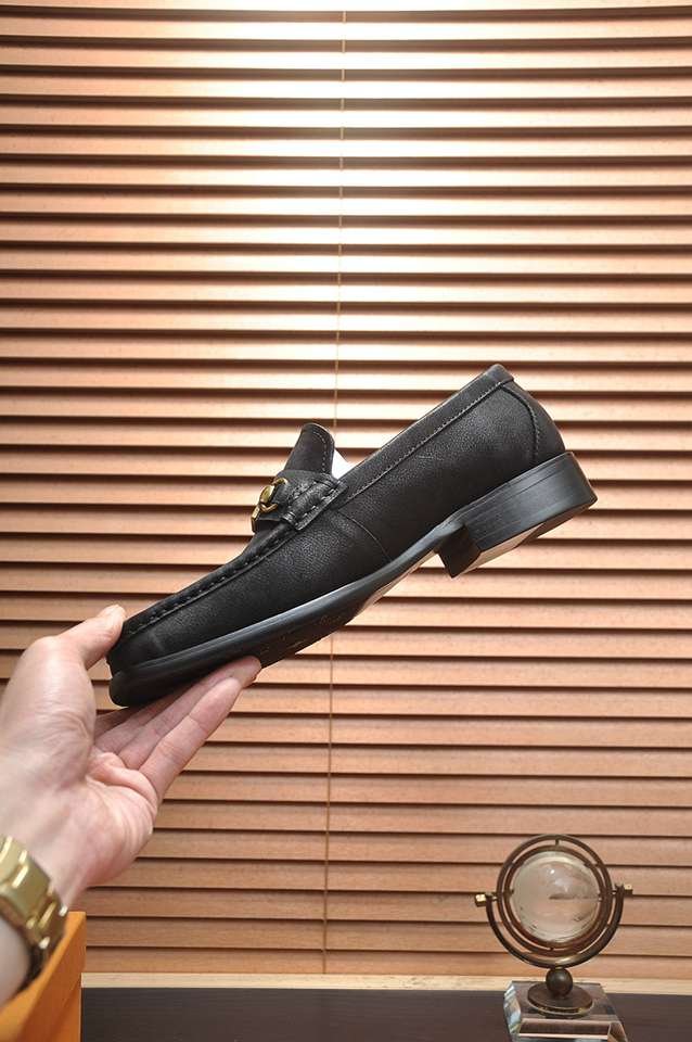 Louis Vuitton LV Sneakers Colorway 18 1133280-18