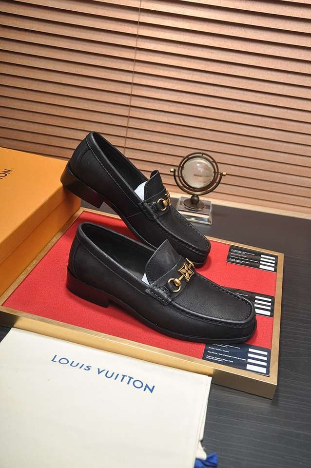 Louis Vuitton LV Sneakers Colorway 18 1133280-18