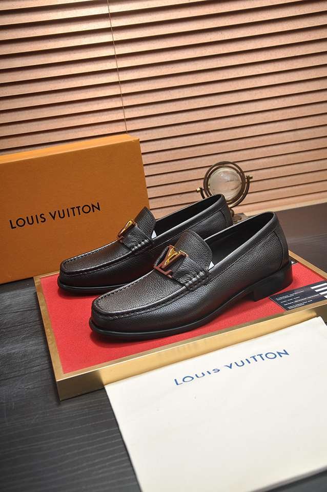 Louis Vuitton LV Sneakers Colorway 17 1133280-17