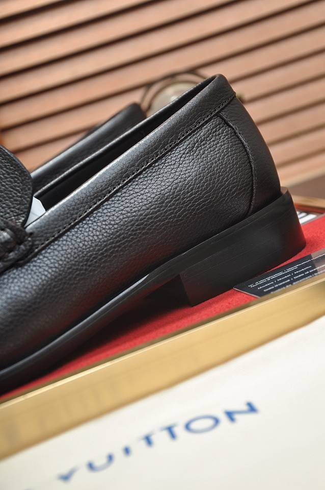 Louis Vuitton LV Sneakers Colorway 17 1133280-17