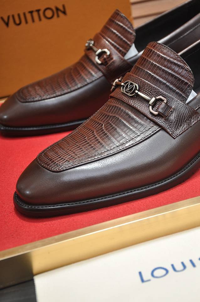 Louis Vuitton LV Sneakers Colorway 2 1133290-2