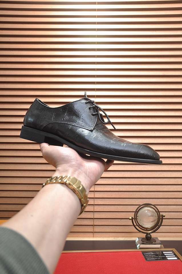 Louis Vuitton LV Sneakers Colorway 1 1133290-1
