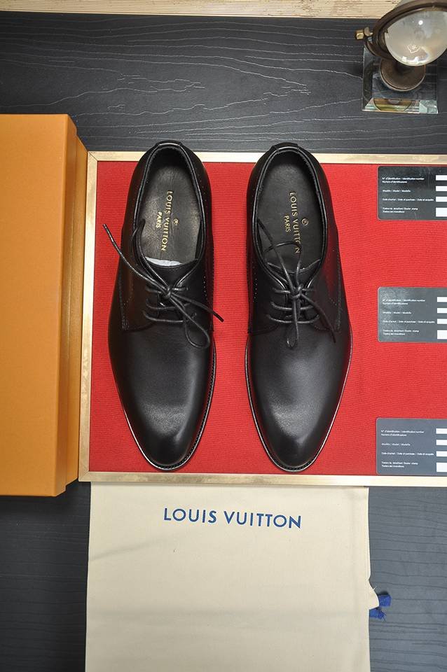 Louis Vuitton LV Sneakers 1133290