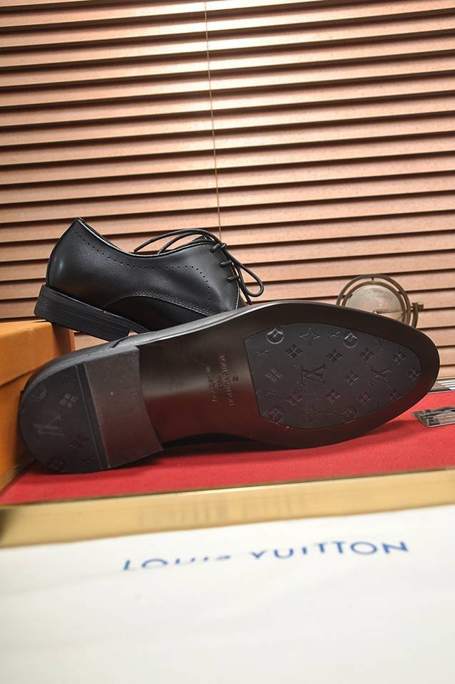 Louis Vuitton LV Sneakers 1133290