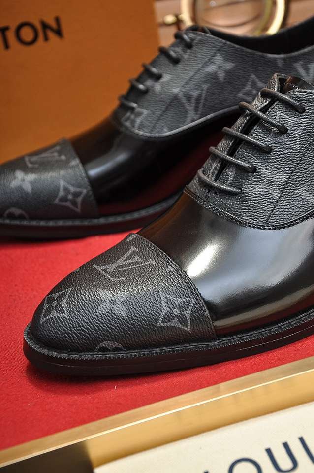 Louis Vuitton LV Sneakers Colorway 15 1133280-15