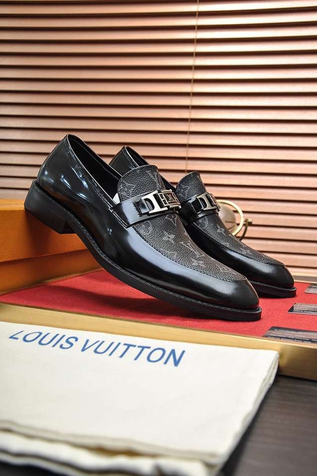Louis Vuitton LV Sneakers Colorway 13 1133280-13