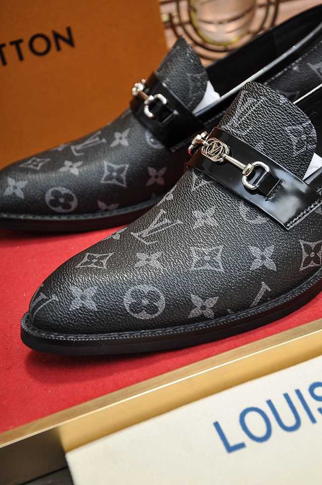 Louis Vuitton LV Sneakers Colorway 12 1133280-12