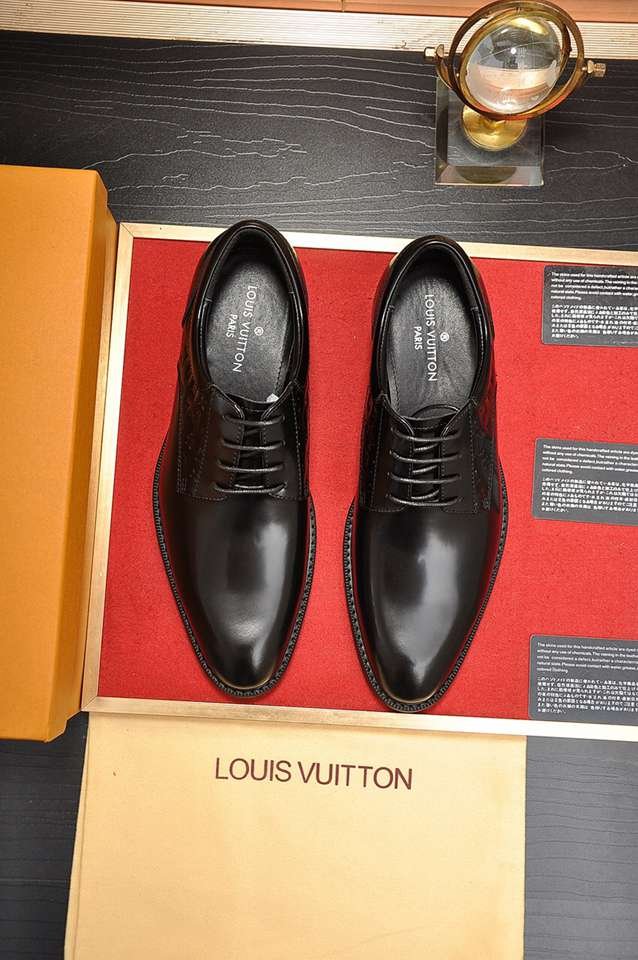 Louis Vuitton LV Sneakers Colorway 8 1133250-8
