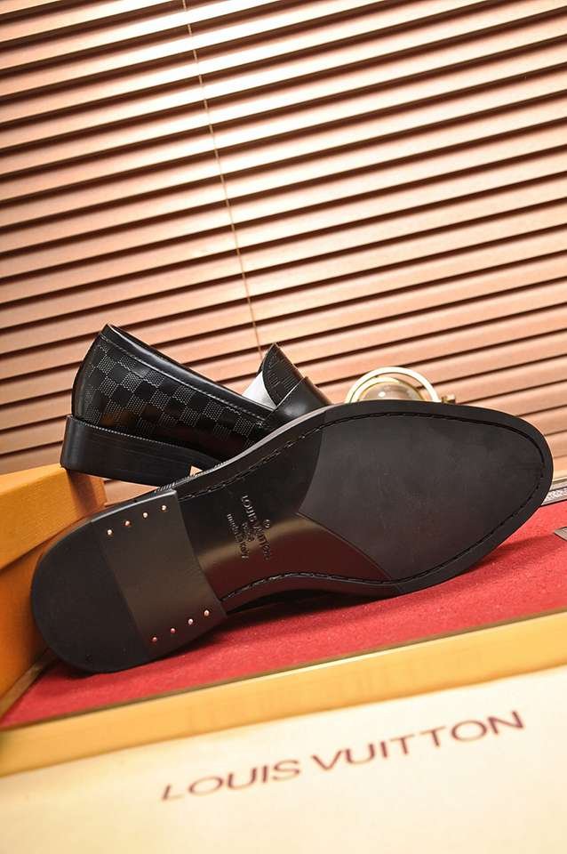 Louis Vuitton LV Sneakers Colorway 7 1133250-7