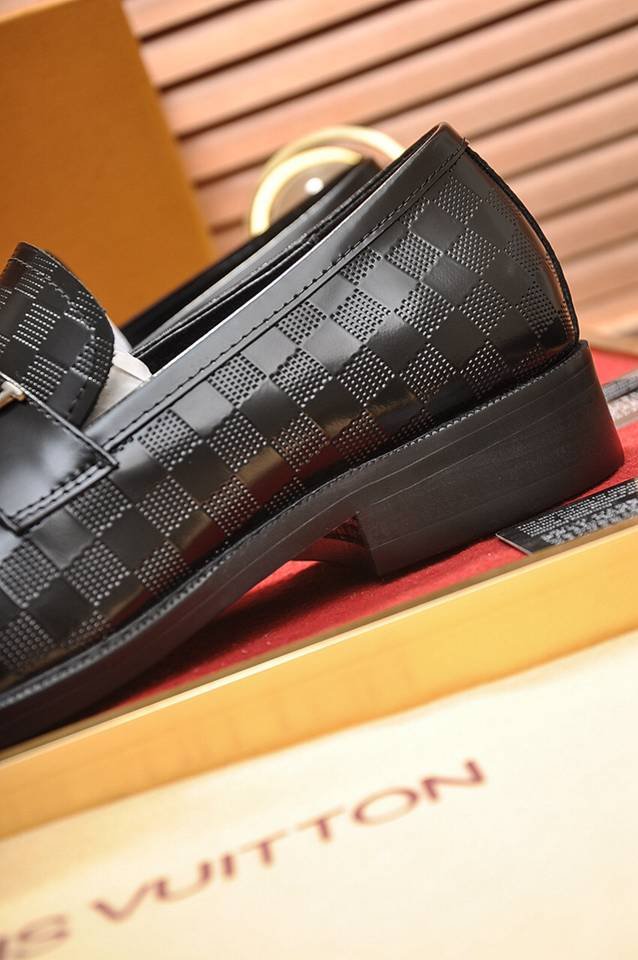 Louis Vuitton LV Sneakers Colorway 7 1133250-7