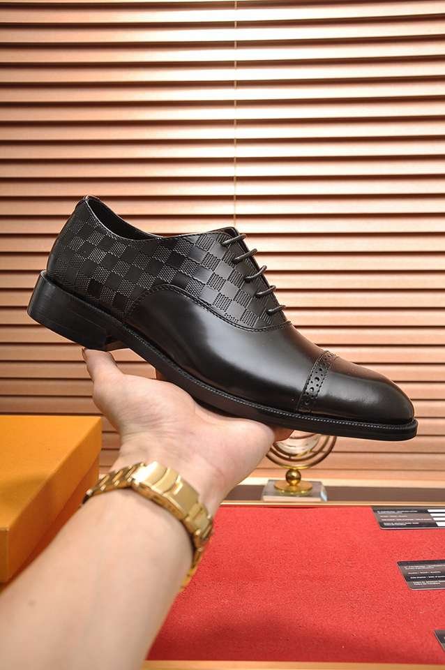 Louis Vuitton LV Sneakers Colorway 2 1133250-2