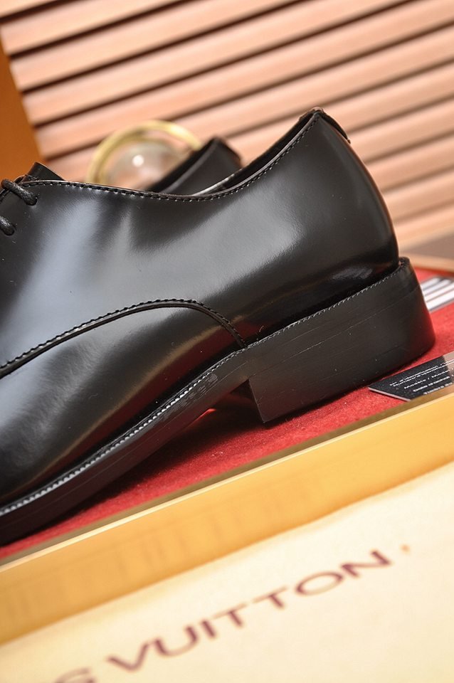 Louis Vuitton LV Sneakers Colorway 1 1133250-1