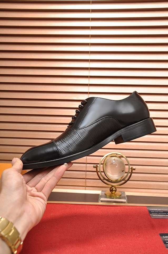 Louis Vuitton LV Sneakers 1133250