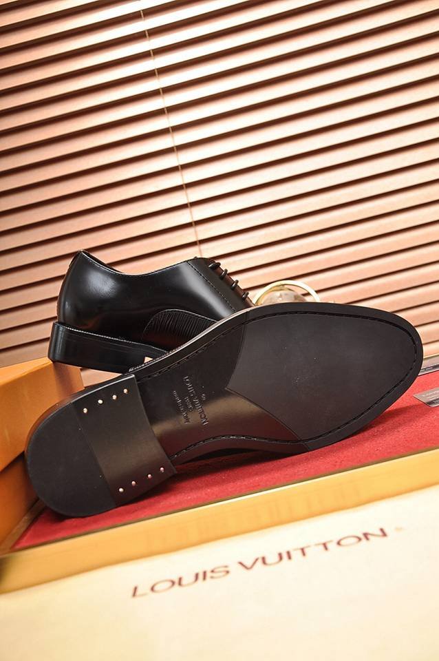 Louis Vuitton LV Sneakers 1133250
