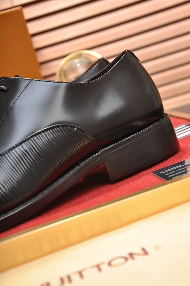 Louis Vuitton LV Sneakers 1133250
