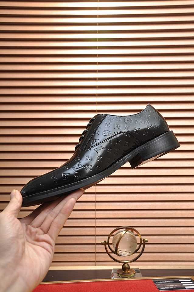 Louis Vuitton LV Sneakers Colorway 10 1133280-10