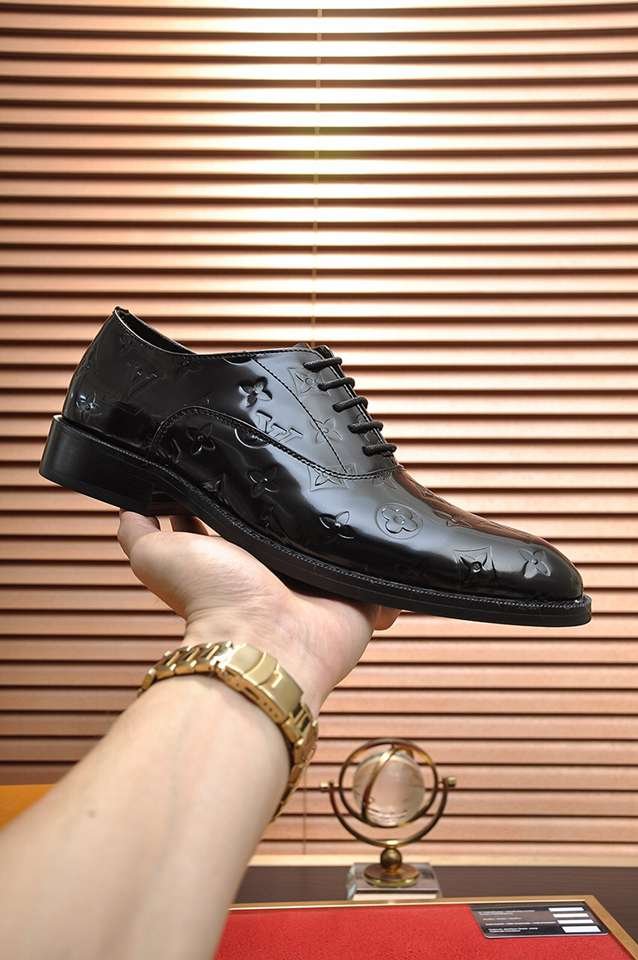Louis Vuitton LV Sneakers Colorway 8 1133280-8