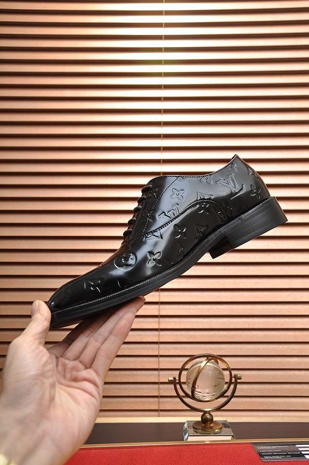 Louis Vuitton LV Sneakers Colorway 8 1133280-8