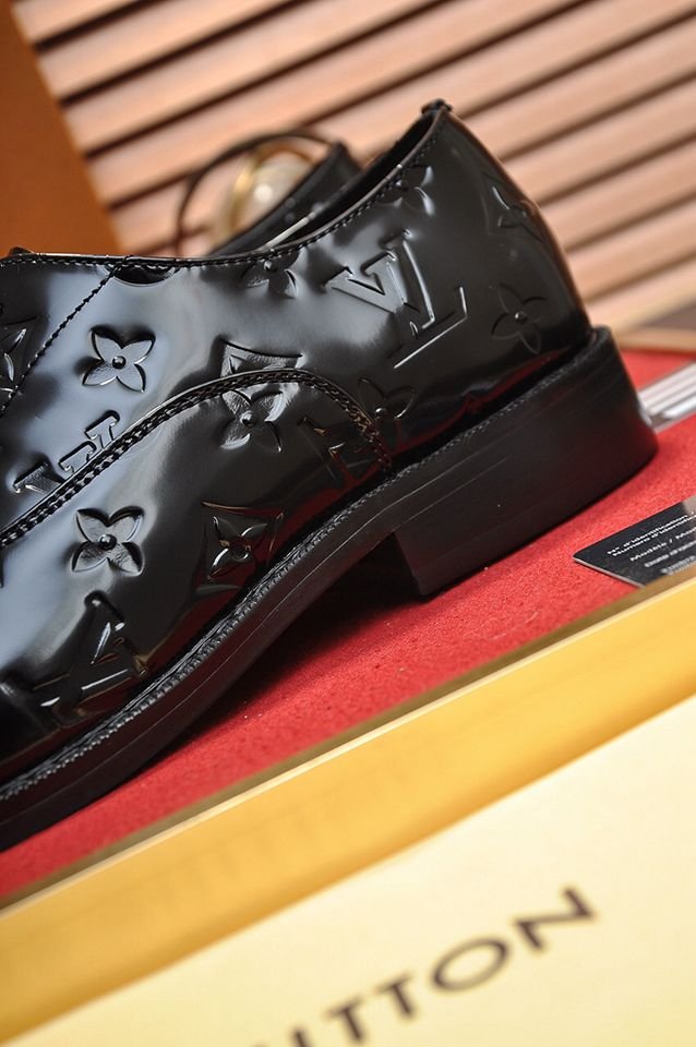 Louis Vuitton LV Sneakers Colorway 8 1133280-8