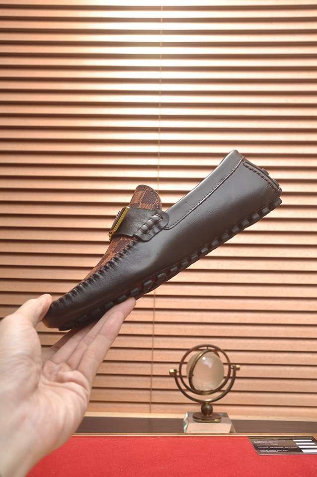 Louis Vuitton LV Sneakers Colorway 1 1133230-1