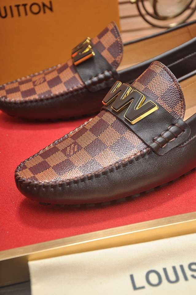 Louis Vuitton LV Sneakers Colorway 1 1133230-1