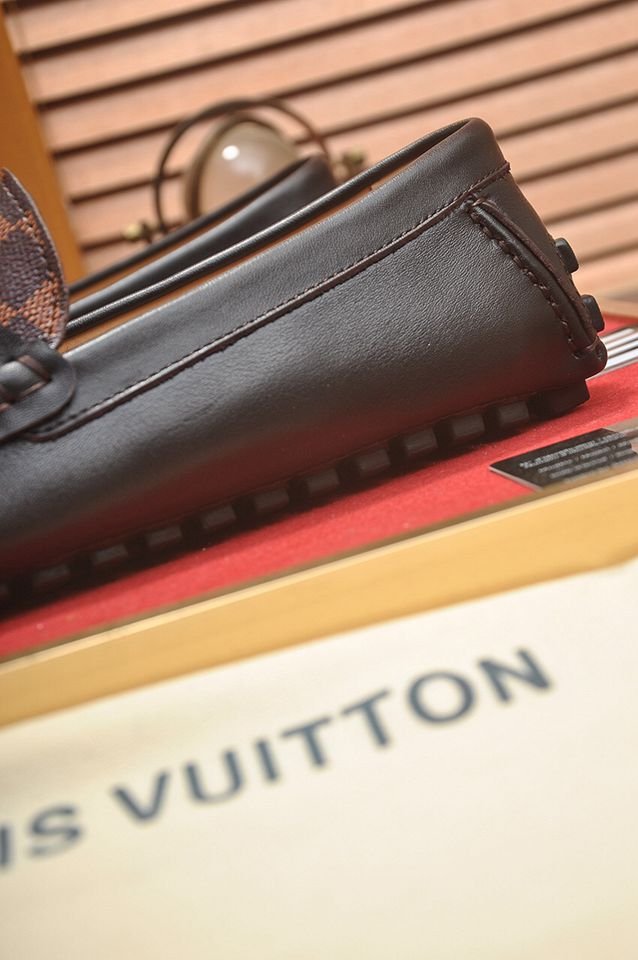 Louis Vuitton LV Sneakers Colorway 1 1133230-1