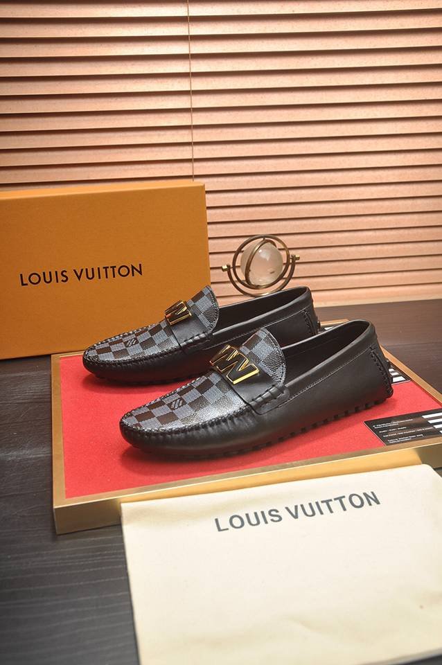 Louis Vuitton LV Sneakers 1133230