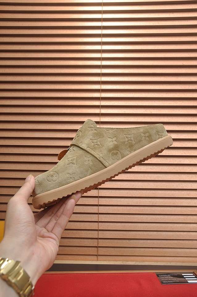 Louis Vuitton LOUIS VUITTON Sneakers Colorway 1 1133280-1
