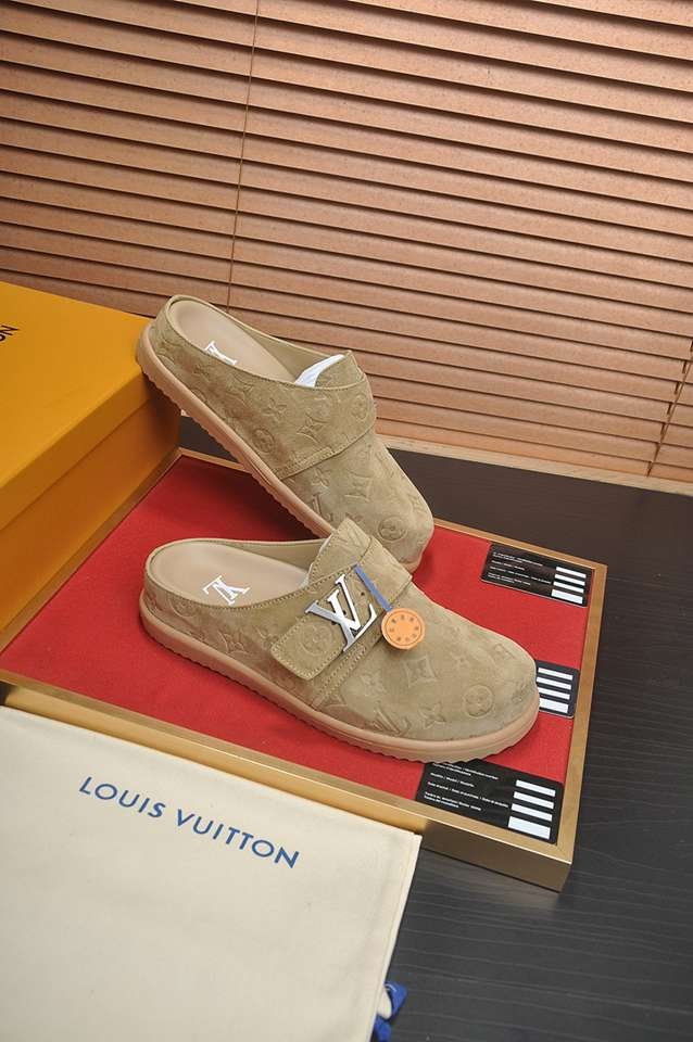 Louis Vuitton LOUIS VUITTON Sneakers Colorway 1 1133280-1